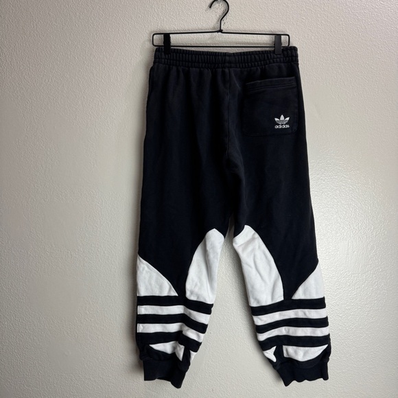 Adidas Vintage Sweatpants Logo Size Medium - Picture 1 of 9